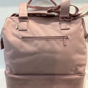 Beis Weekender in Atlas Pink, very good preowned condition
